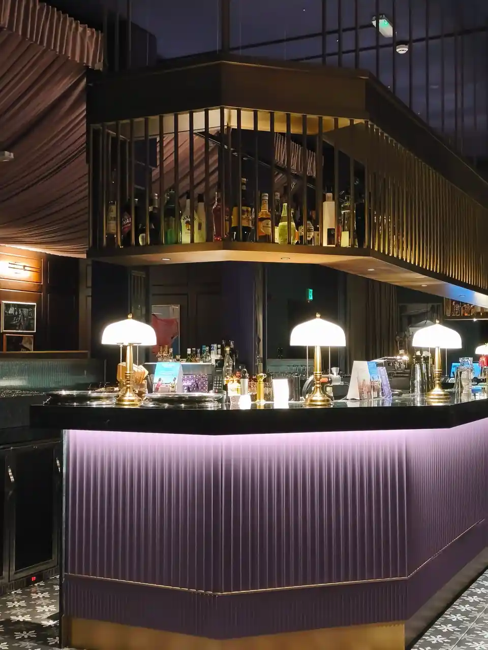 Luxurious social club